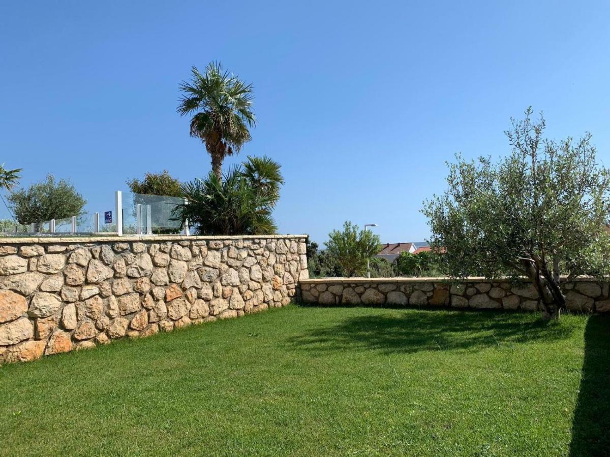 Luxury Apartments White Villa Violeta Mandre Bagian luar foto